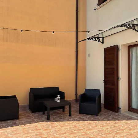 La Finestra Sul Mare *